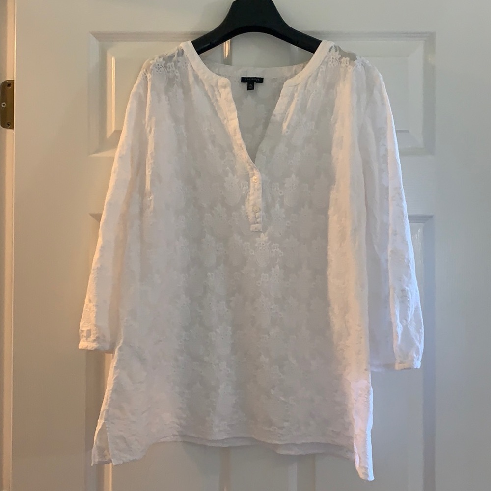 XL white embroidered top.